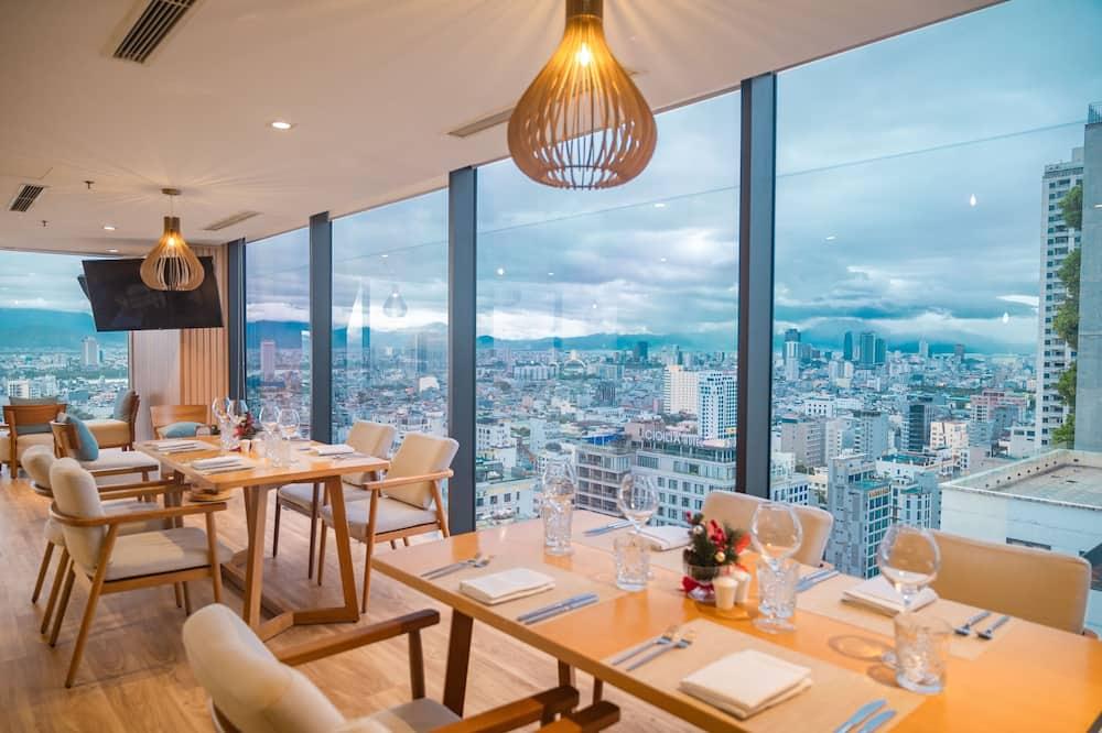 레스토랑 / Expedia Group image
