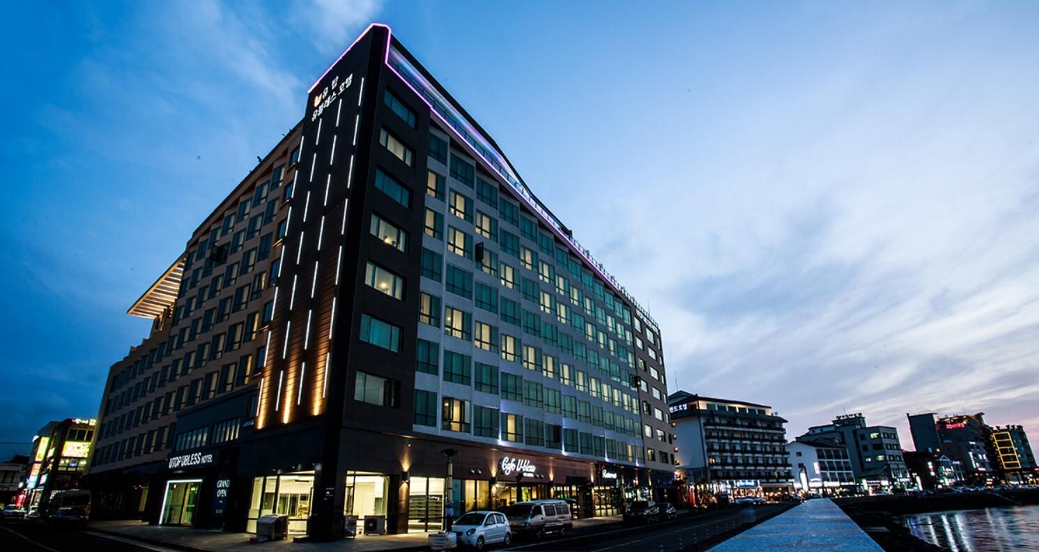 건물 / Agoda image