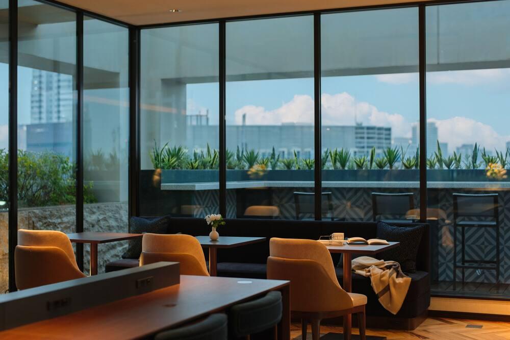 레스토랑 / Expedia Group image