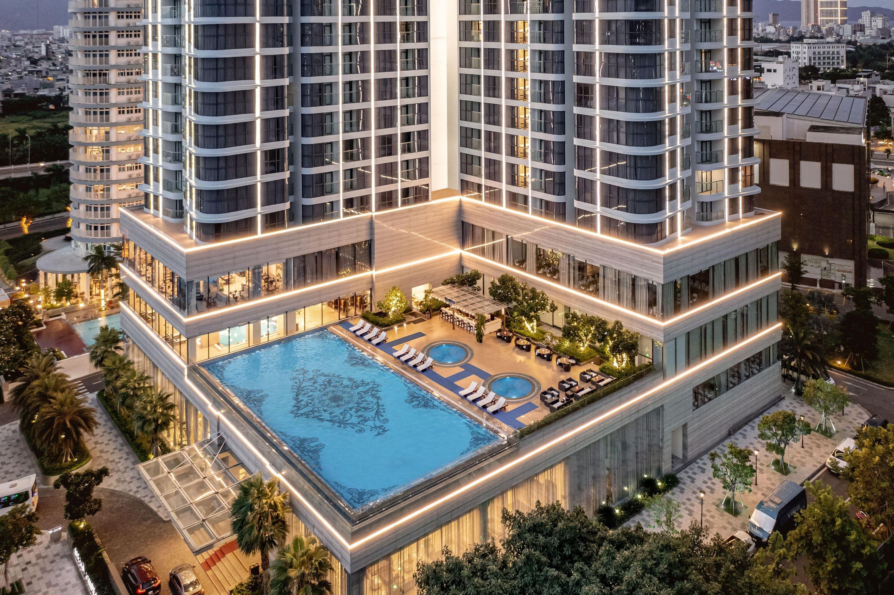 건물 / Ice Portal image