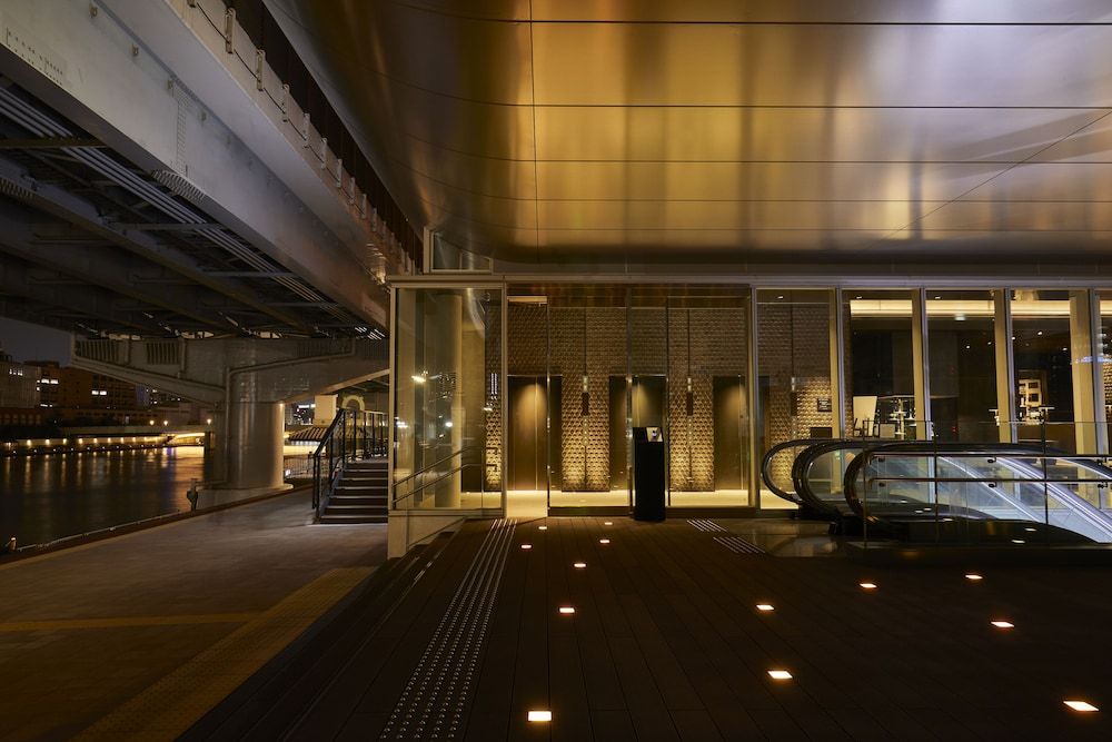 로비 / Expedia Group image