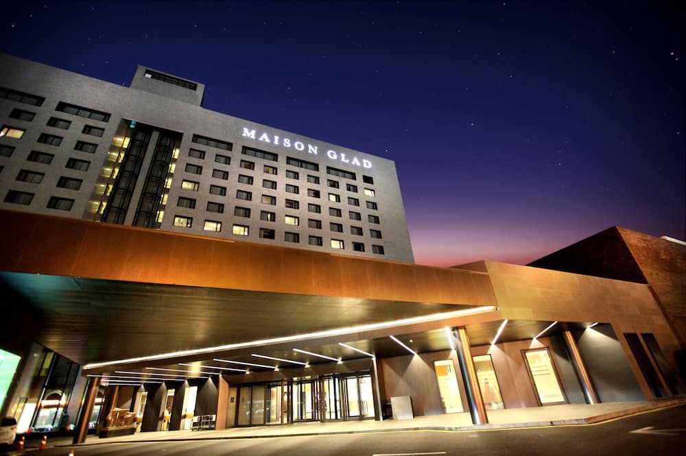 건물 / Expedia Group image