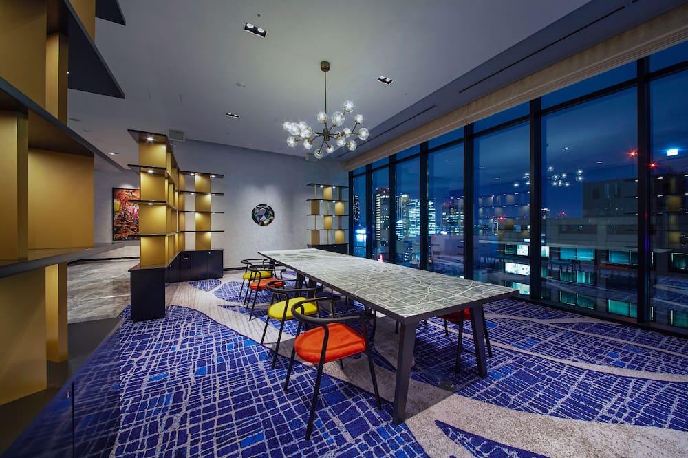 다이닝룸 / Expedia Group image
