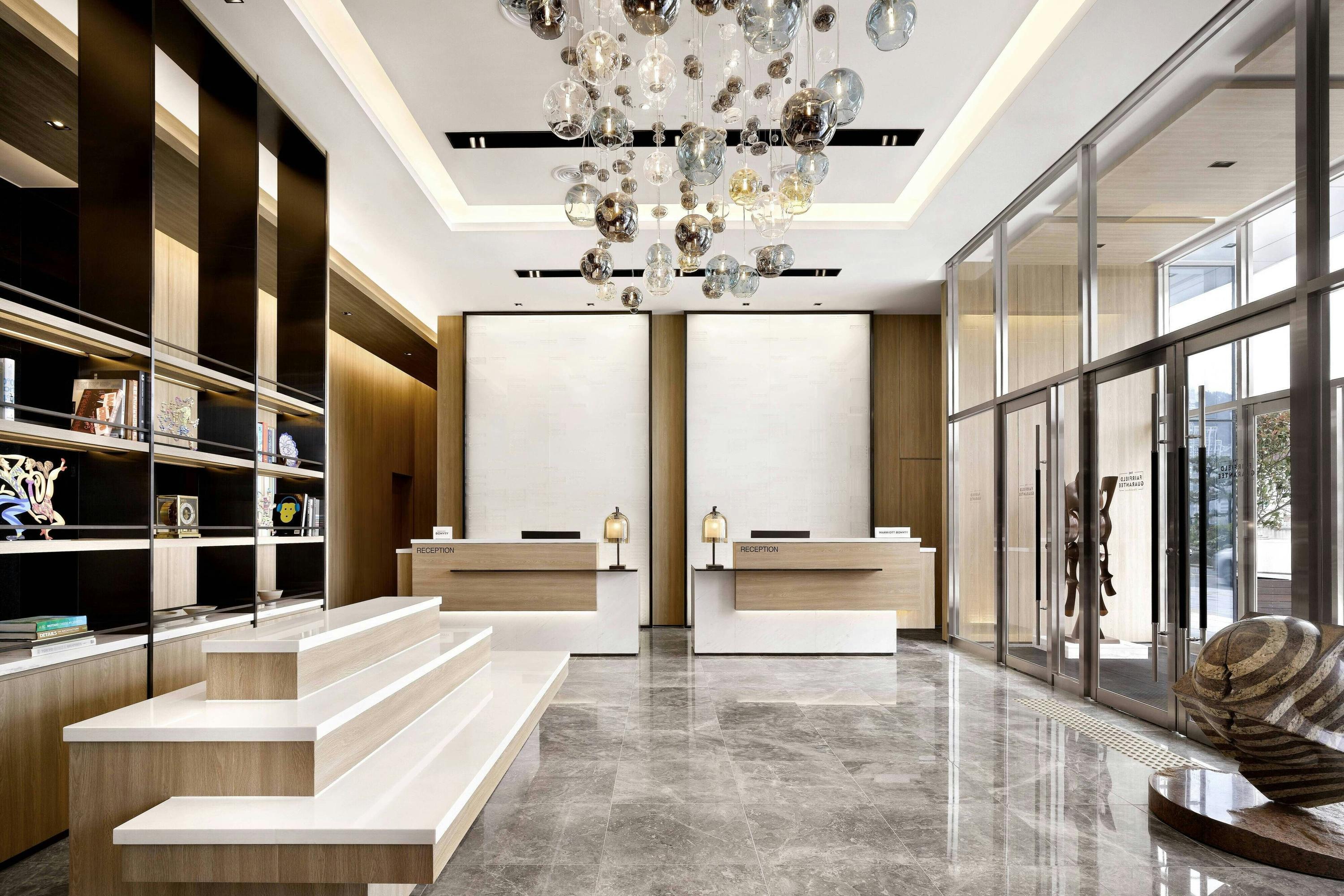 로비 / Leonardo image