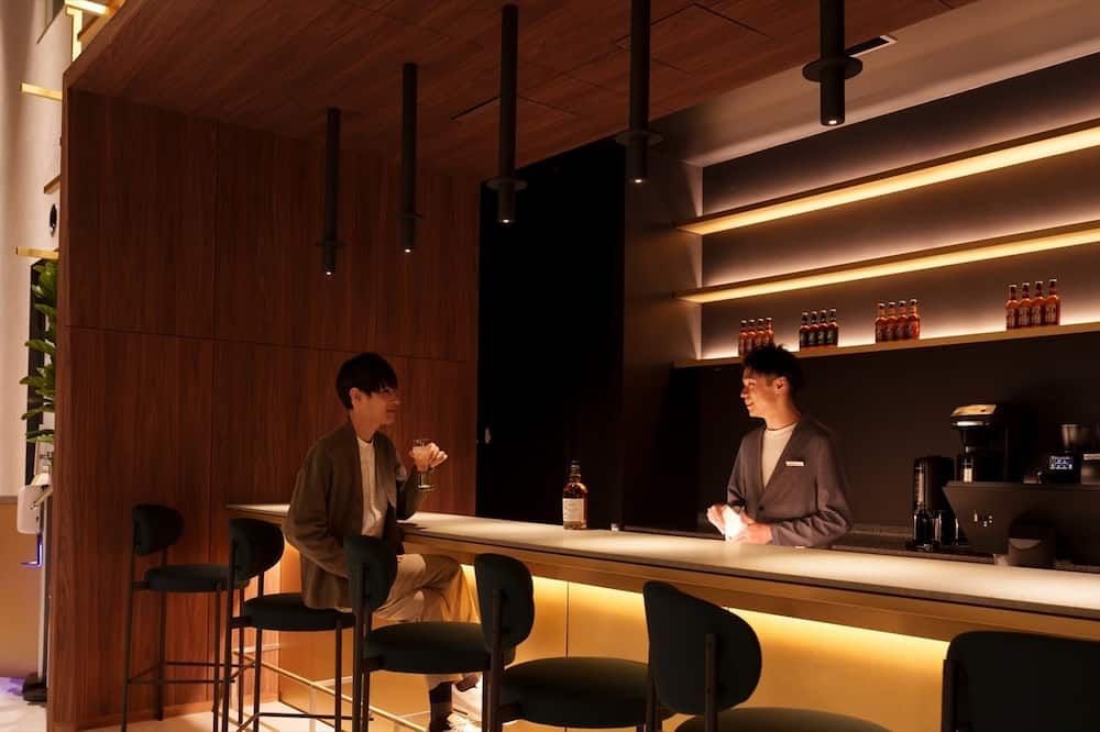 바 / Expedia Group image