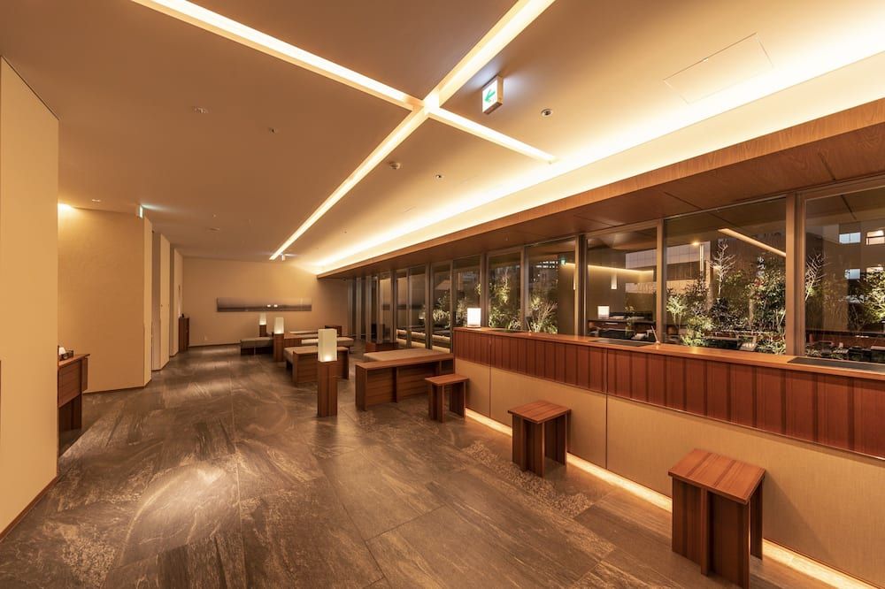 바 / Expedia Group image