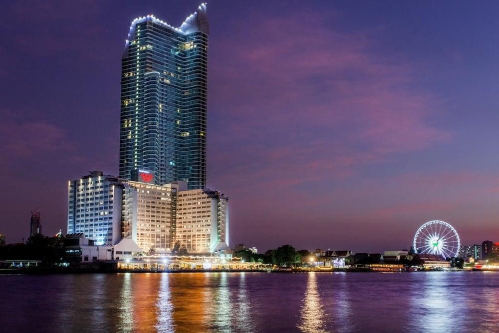 건물 / Expedia Group image