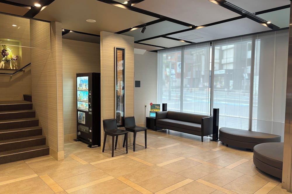 로비 / Expedia Group image