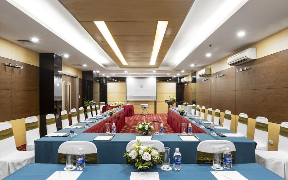 컨퍼런스 룸 사진