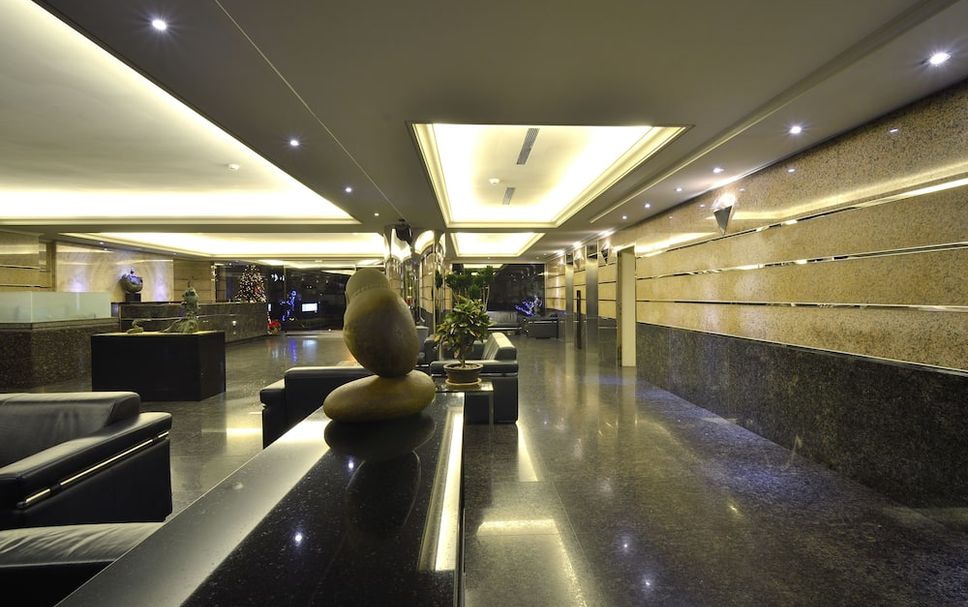 프론트 데스크 사진