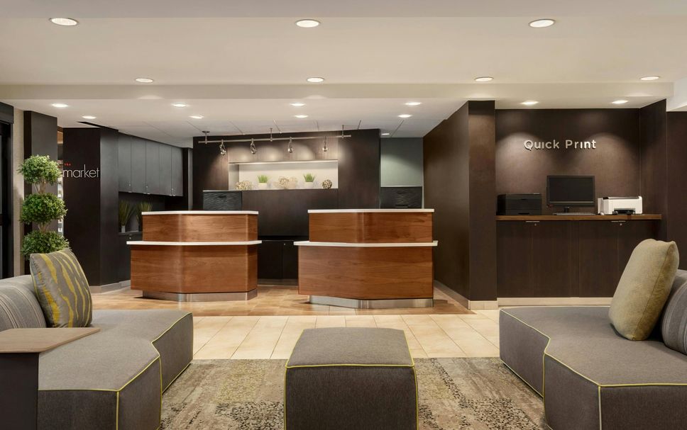 프론트 데스크 사진