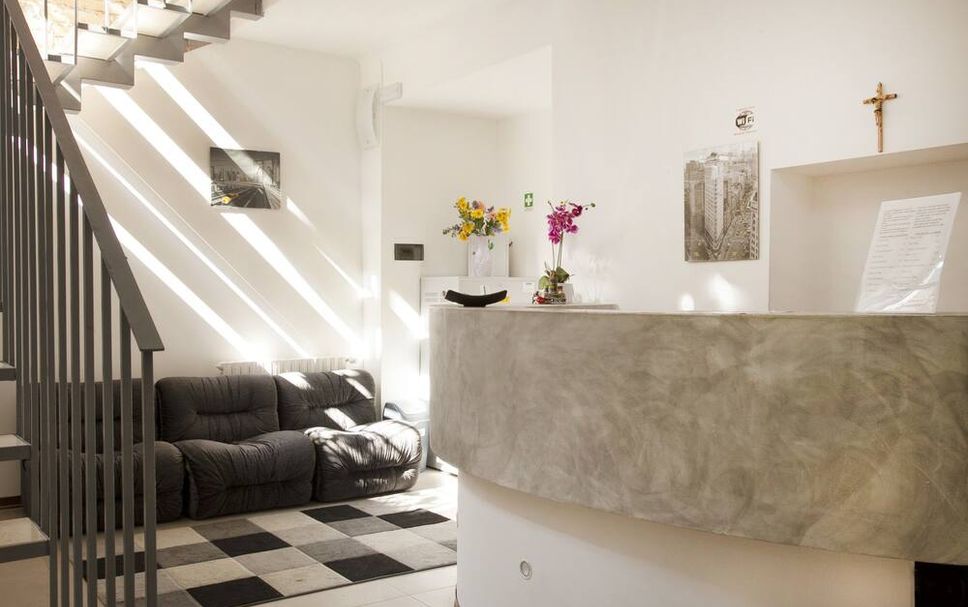 프론트 데스크 사진