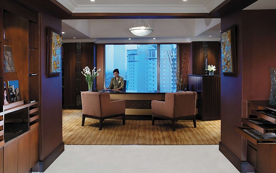 프론트 데스크 사진