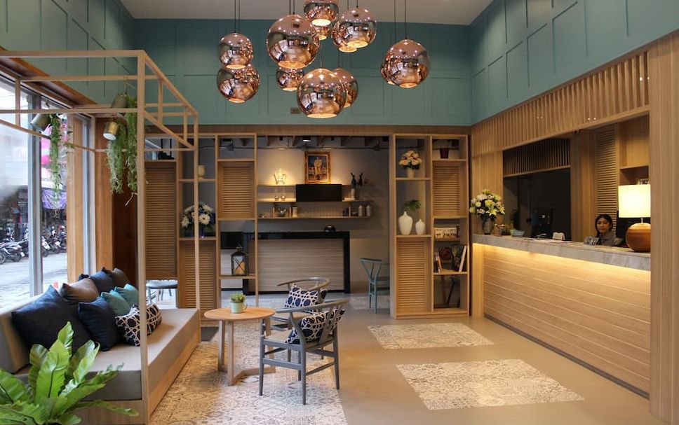 프론트 데스크 사진