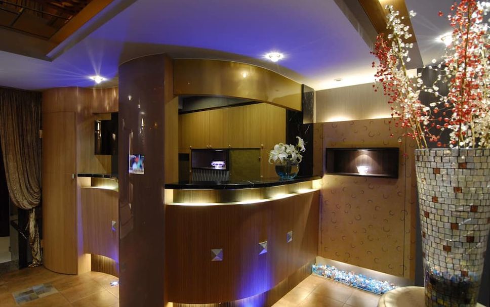 프론트 데스크 사진