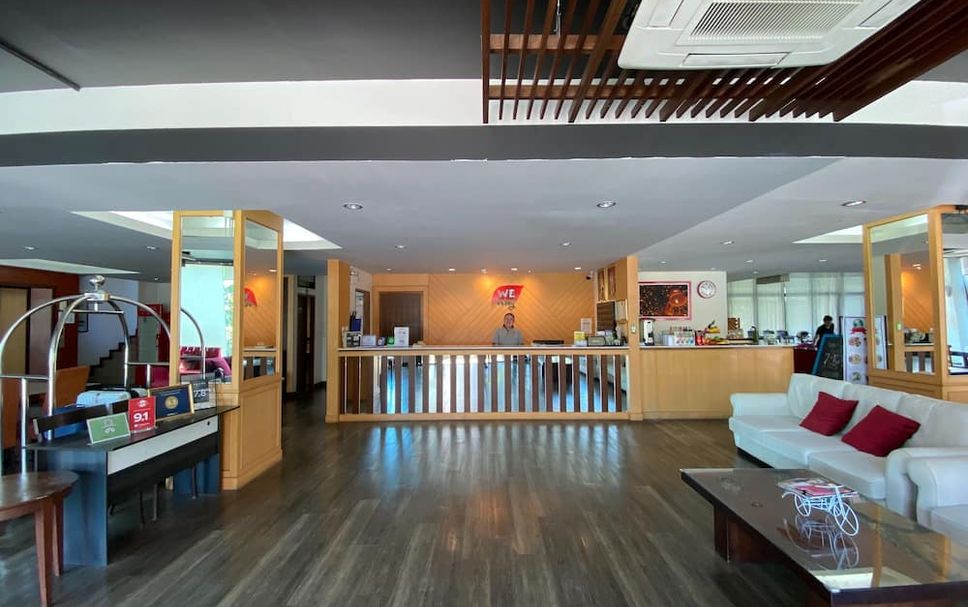 프론트 데스크 사진