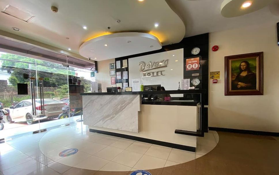 프론트 데스크 사진