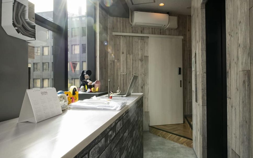 프론트 데스크 사진