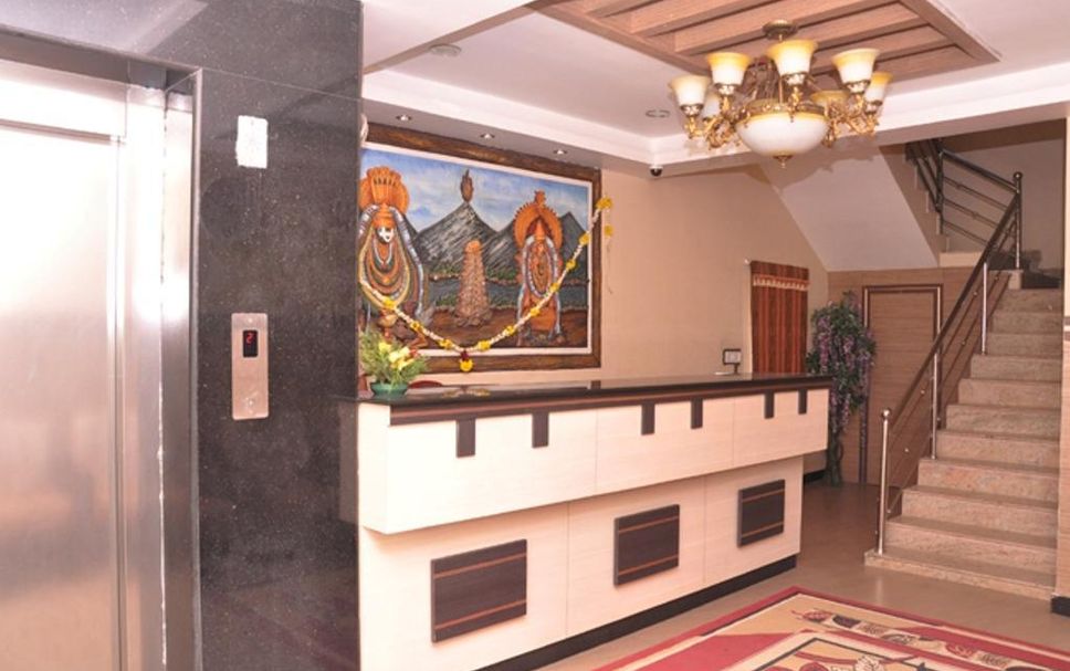 프론트 데스크 사진