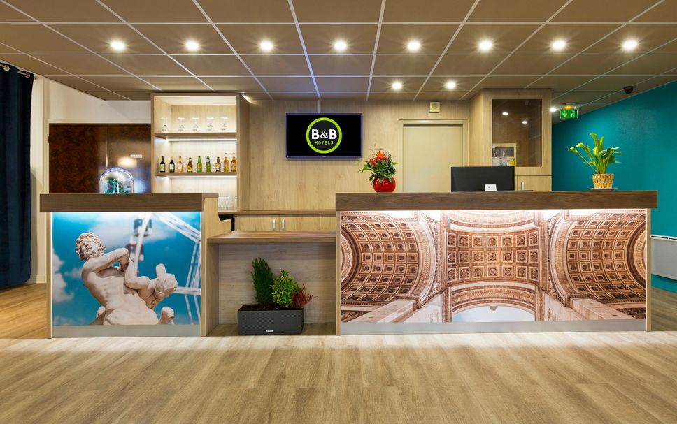 프론트 데스크 사진