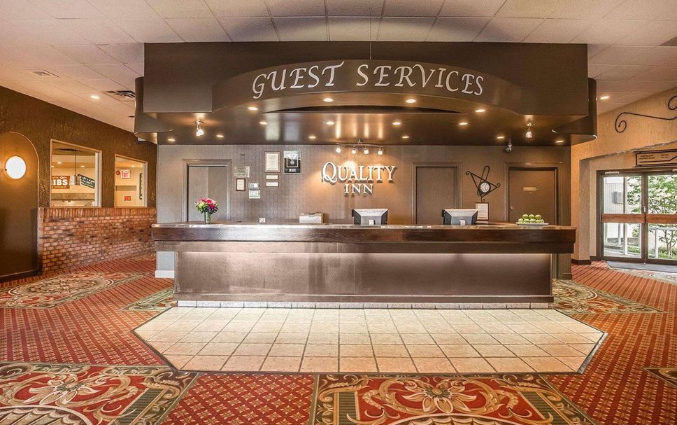 프론트 데스크 사진