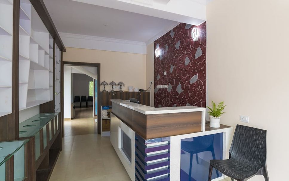 프론트 데스크 사진