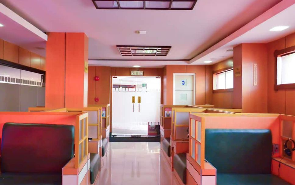 프론트 데스크 사진