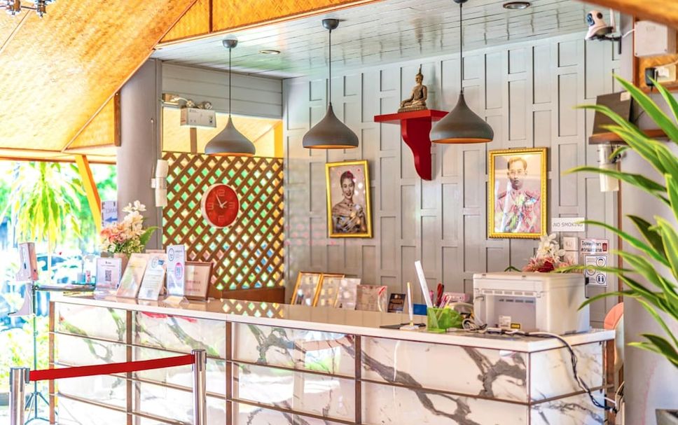 프론트 데스크 사진