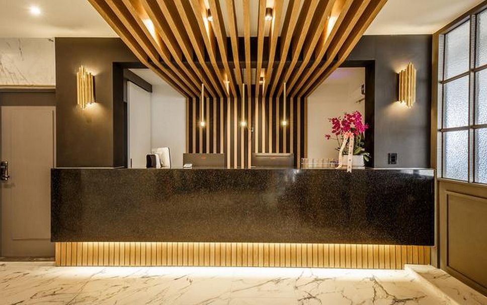 프론트 데스크 사진