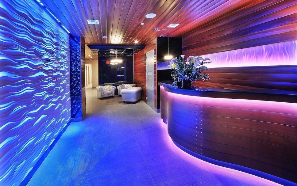 프론트 데스크 사진