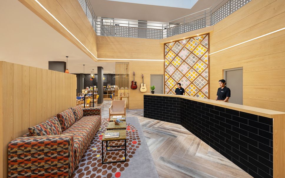 프론트 데스크 사진