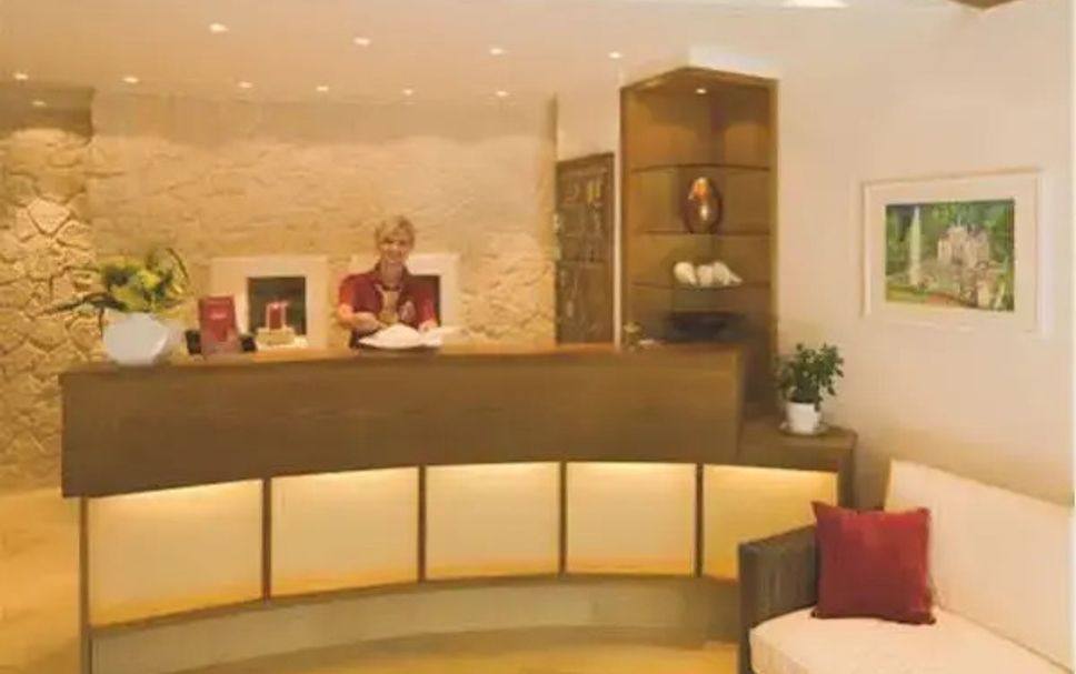 프론트 데스크 사진