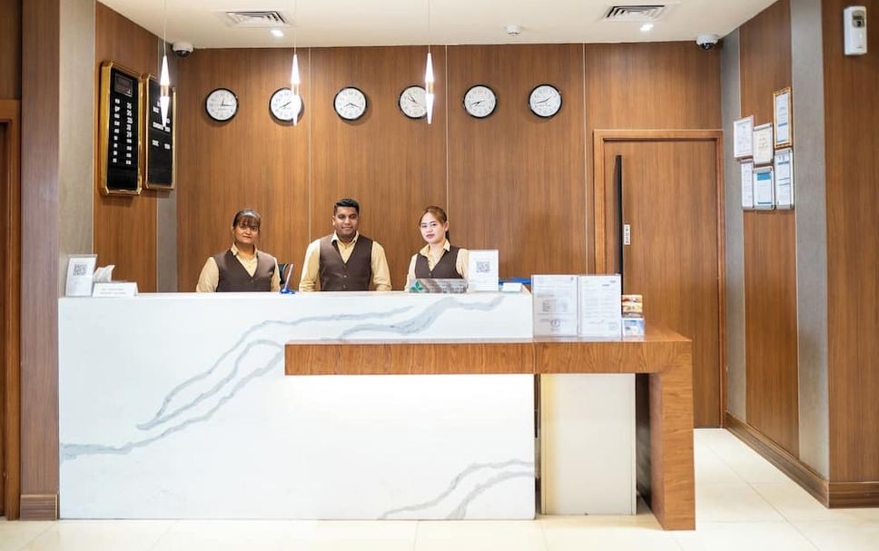 프론트 데스크 사진