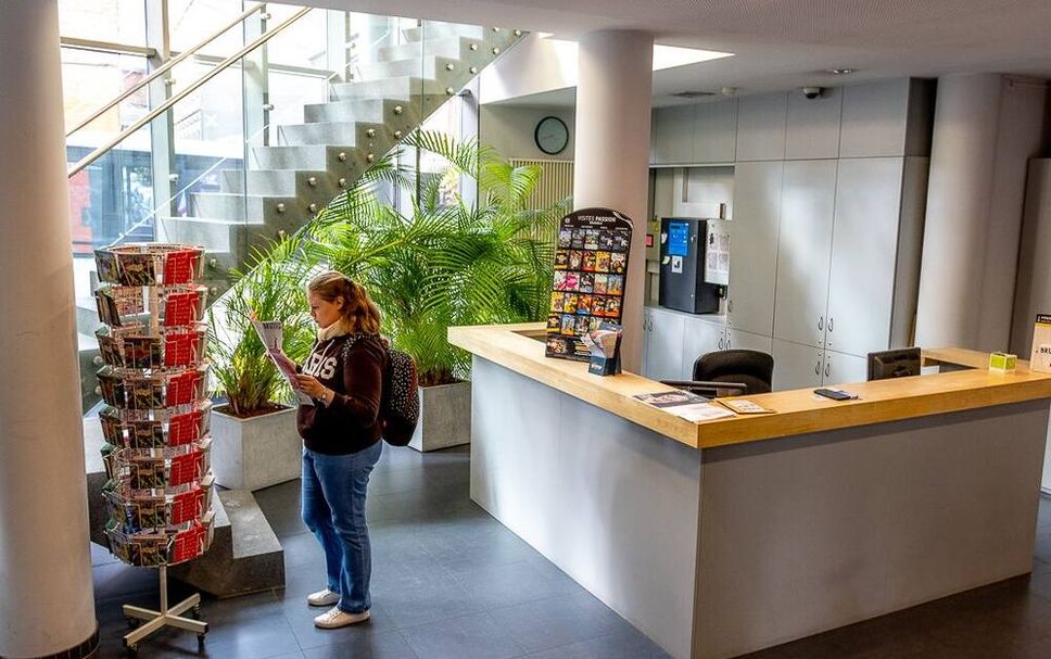 프론트 데스크 사진