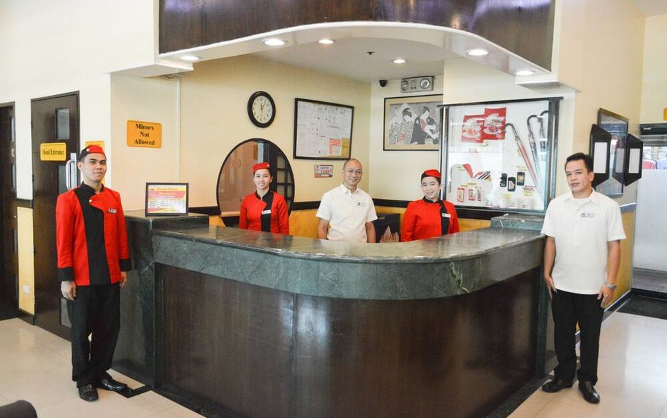 프론트 데스크 사진