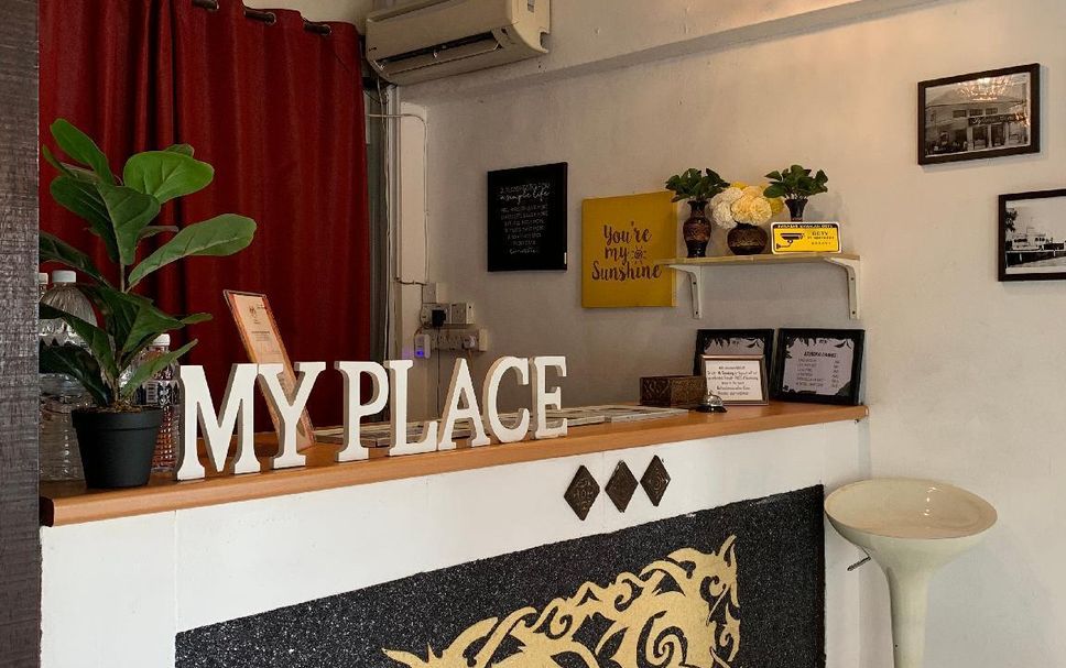 프론트 데스크 사진