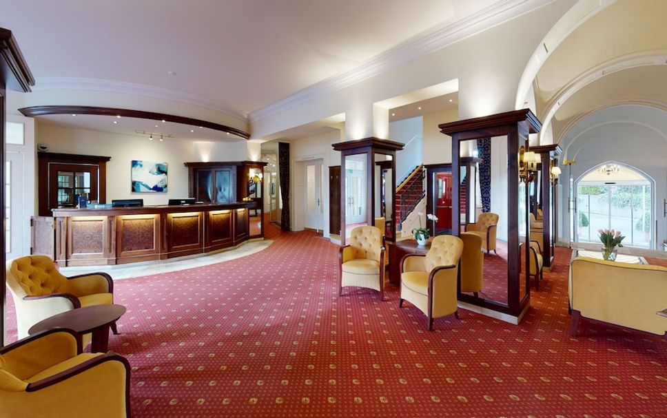 프론트 데스크 사진