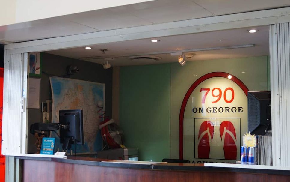 프론트 데스크 사진