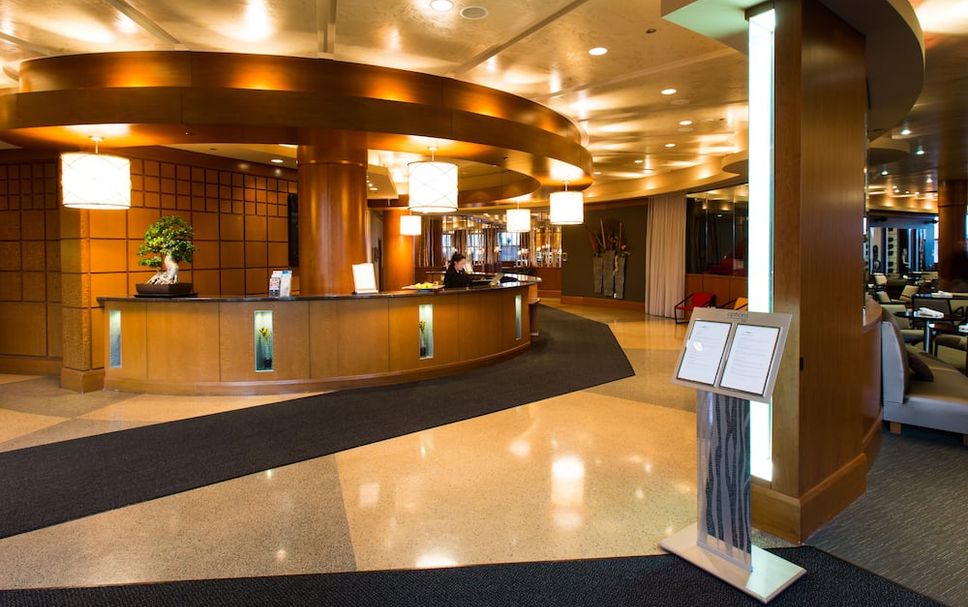 프론트 데스크 사진