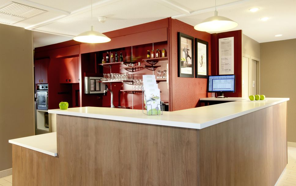 프론트 데스크 사진