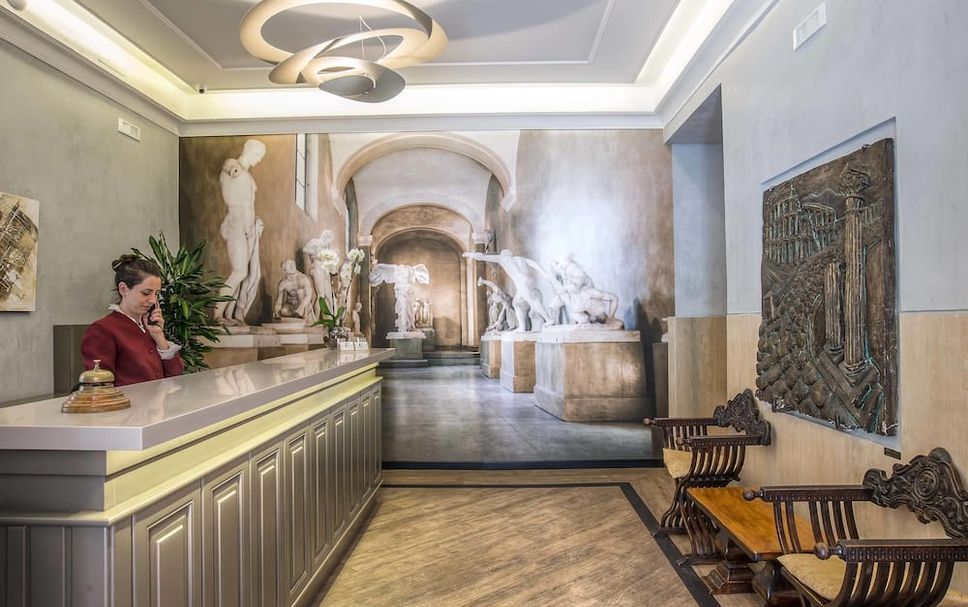 프론트 데스크 사진