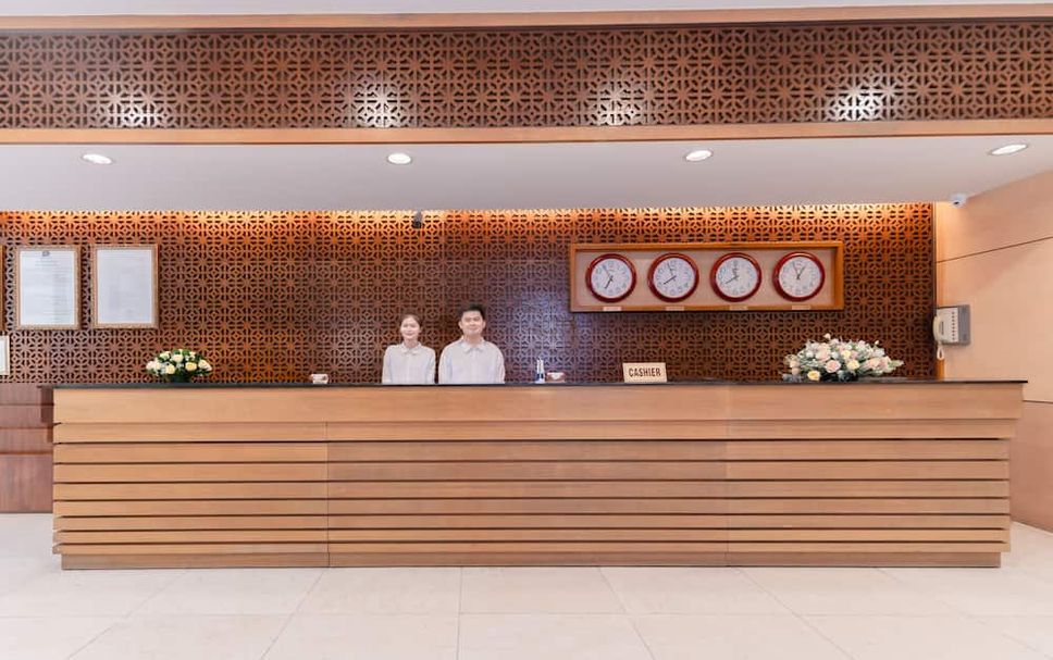 프론트 데스크 사진