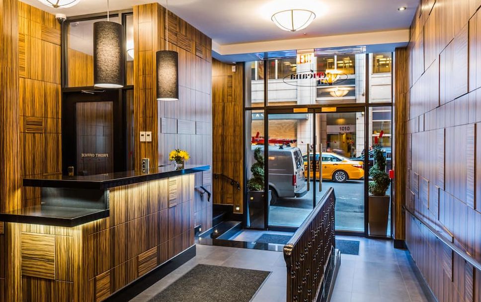 프론트 데스크 사진