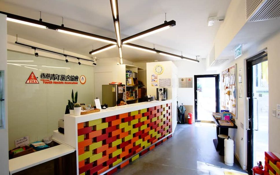 프론트 데스크 사진