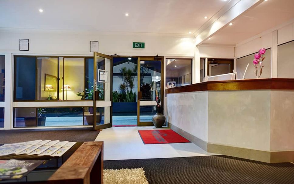 프론트 데스크 사진