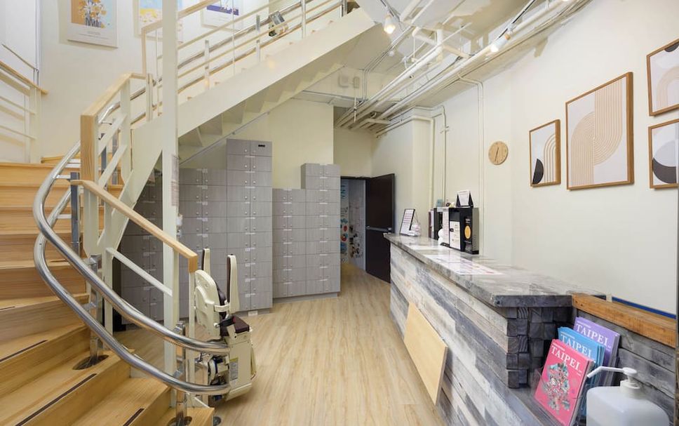 프론트 데스크 사진