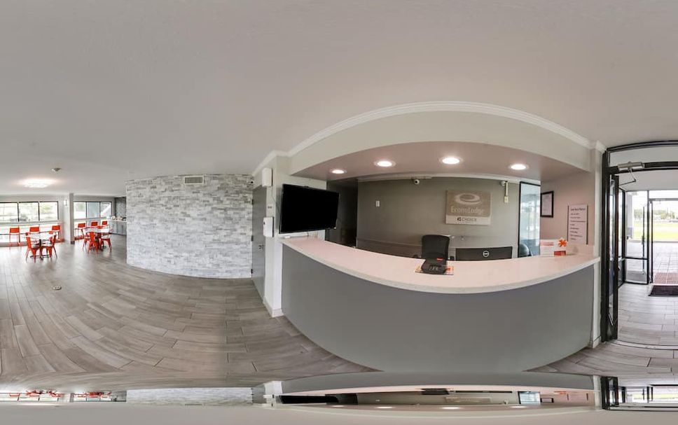 프론트 데스크 사진