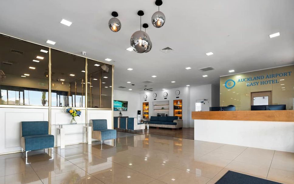 프론트 데스크 사진