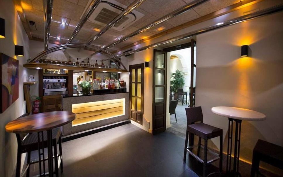 바 사진