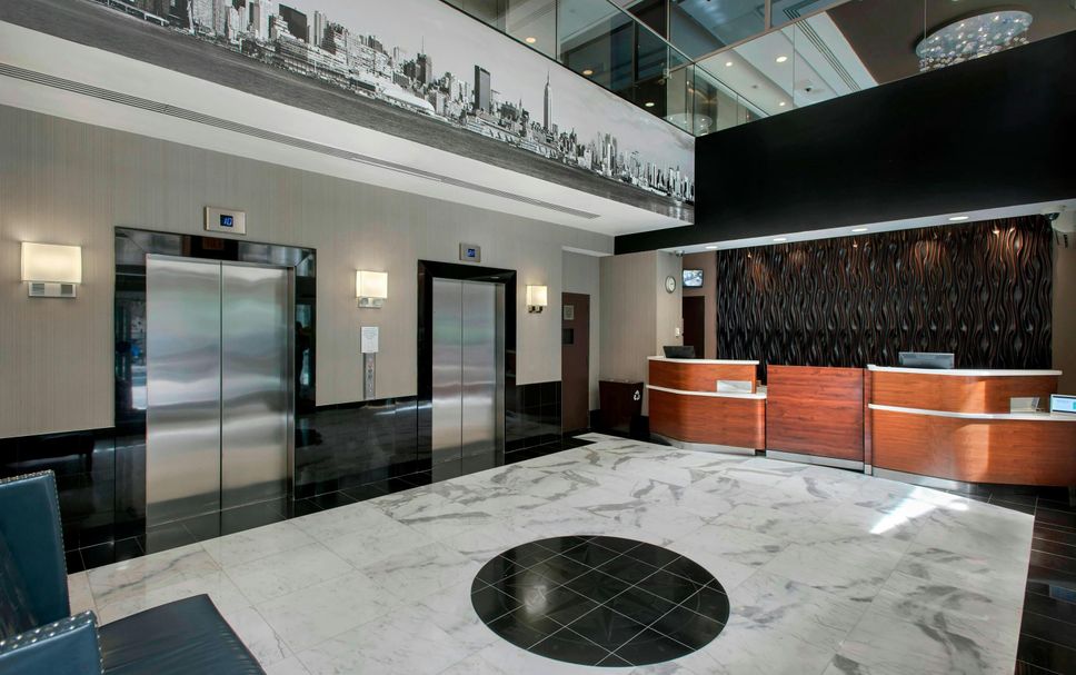 프론트 데스크 사진